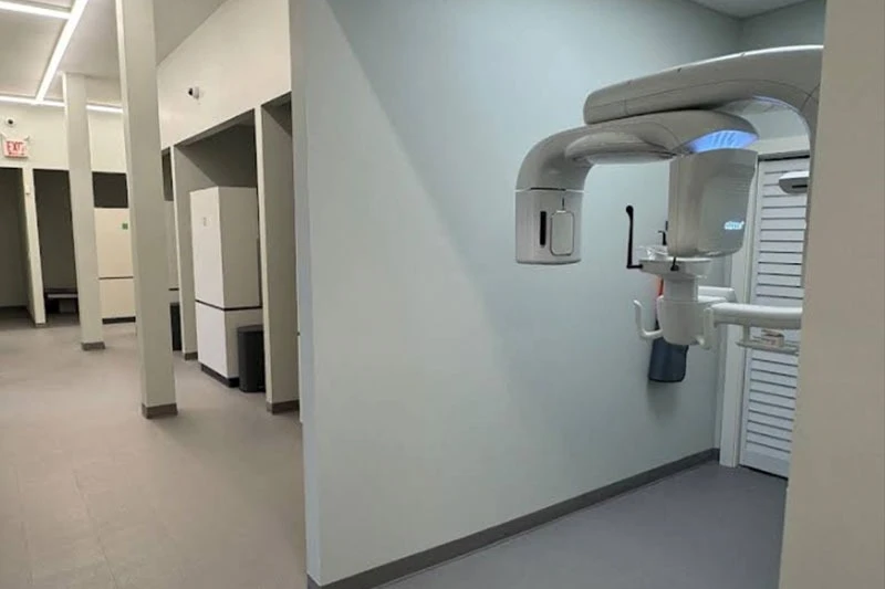 dental implant Chicago-area specialists