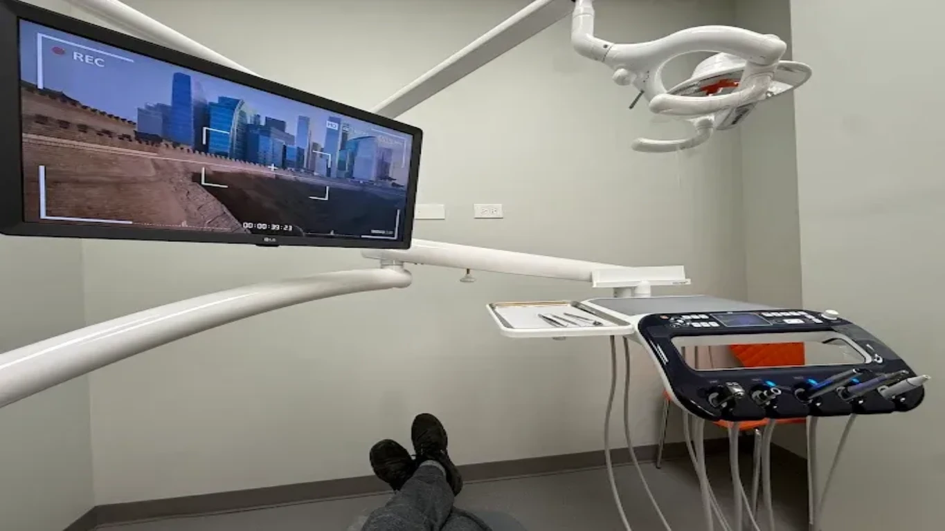 premium partial denture service in Belmont Cragin IL